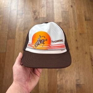 Vintage 1980 Wyoming SnapBack mesh trucker hat